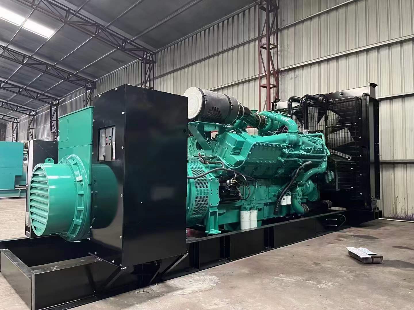 黄州如何降低 800kW 柴油发电机输出电流的波动？